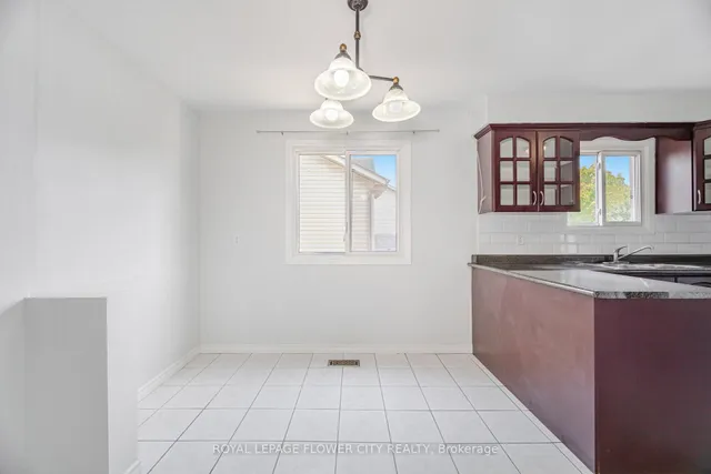 Additional image 10 of 376 Hansen Rd