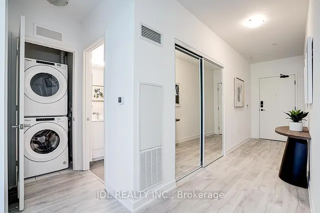 Additional image 38 of 60 Princess St Unit 202 SE