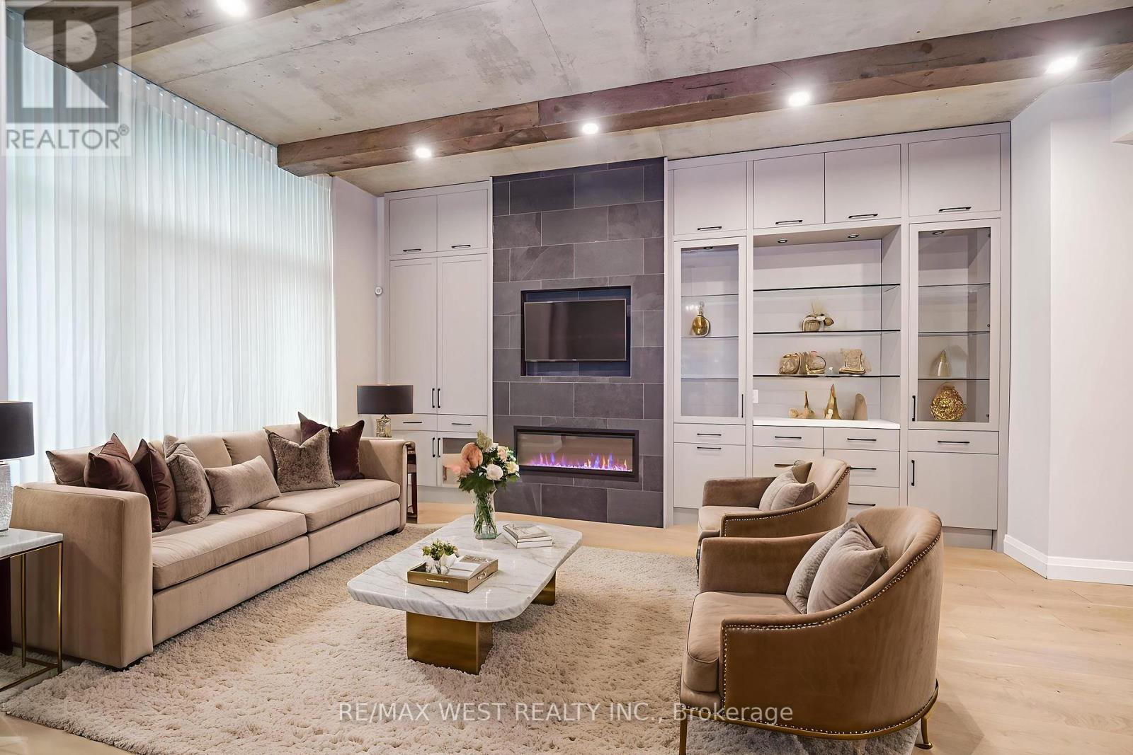 293 MUTUAL STREET|Toronto (Church-Yonge Corridor), Ontario M4Y1X6