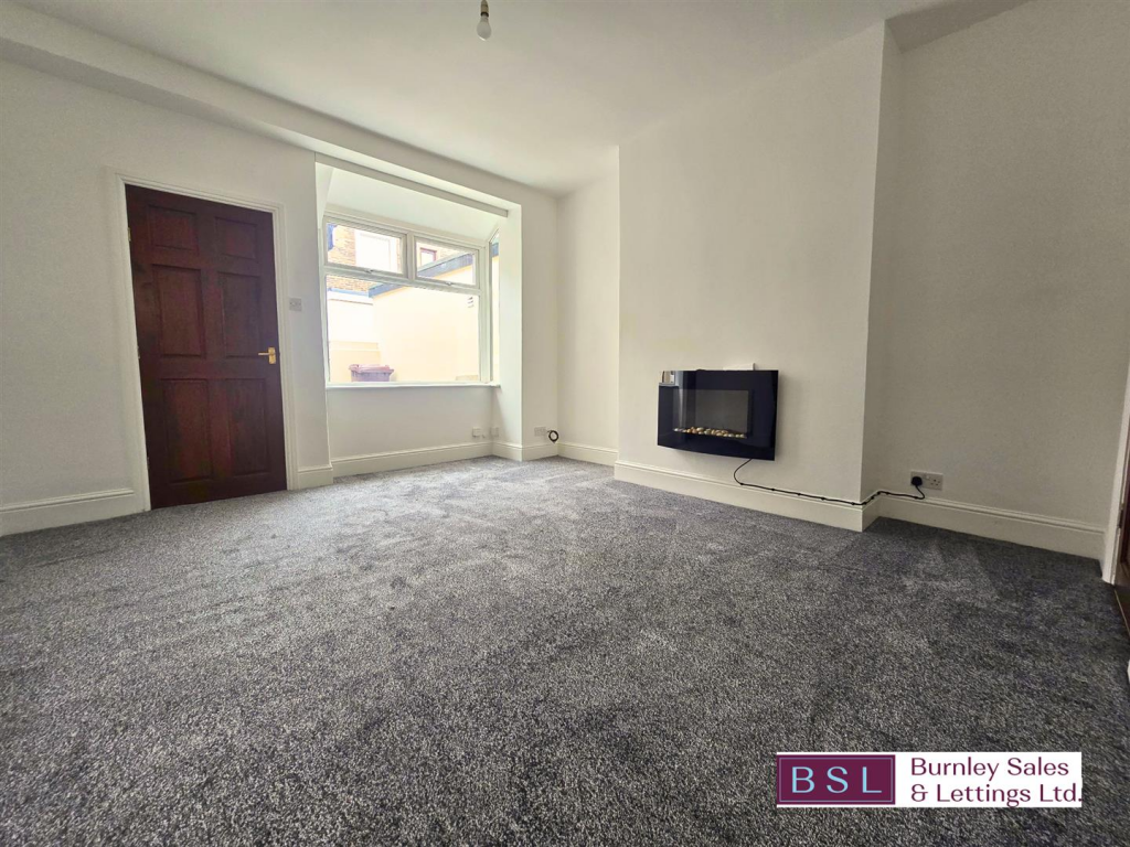 Additional image 3 of Parker Street, Briercliffe