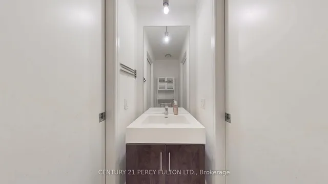 Additional image 20 of 112 George St Unit 710