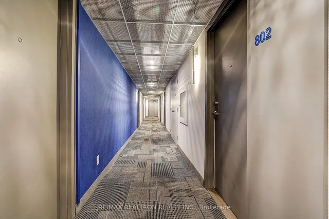 Additional image 4 of 250 Manitoba St Unit PH 802