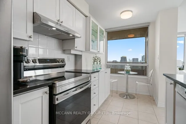 Additional image 17 of 3 Rean Dr Unit 1807