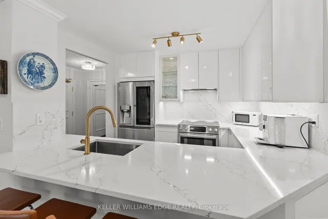 Additional image 20 of 442 Maple Ave Unit 401