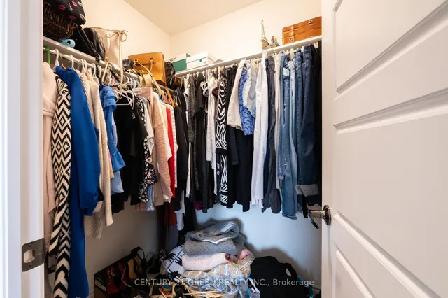 Additional image 38 of 22 Scarletwood St