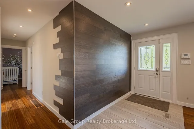 Additional image 9 of 15 Kelvin Crt