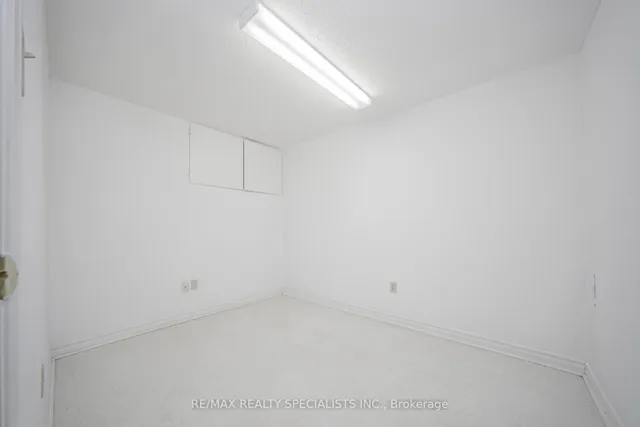 Additional image 35 of 44 Franklin Crt