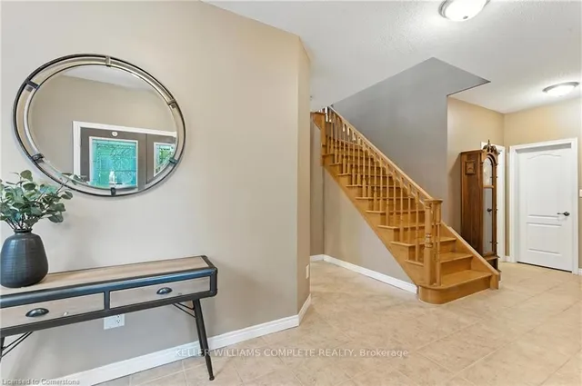 Additional image 2 of 114 ARMOUR Cres