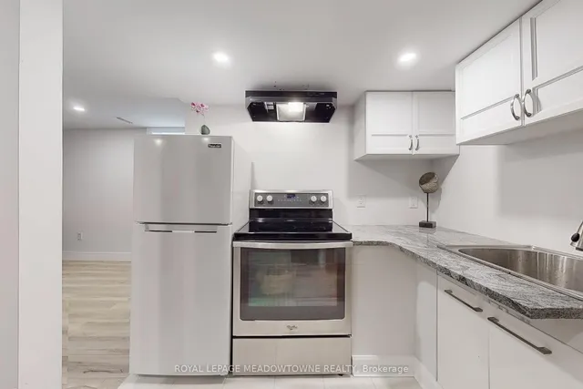 Additional image 38 of 365 Celtic Dr