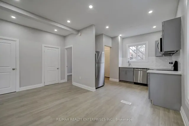 Additional image 12 of 26 Fairleigh Ave