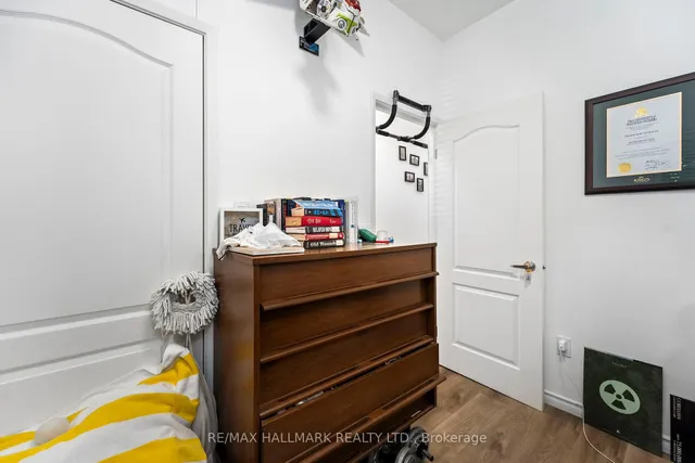 Additional image 11 of 123 Lansdowne Ave