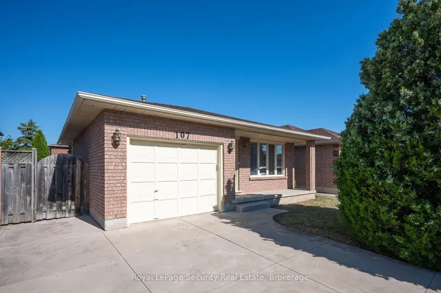 Additional image 6 of 107 Fairington Cres