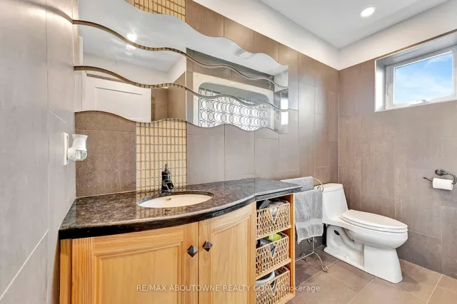 Additional image 43 of 8301 Leeming Rd