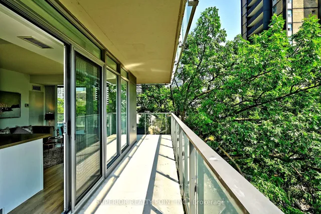 Additional image 31 of 50 Wellesley St Unit 704