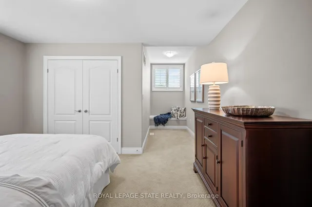 Additional image 30 of 36 Toulon Ave