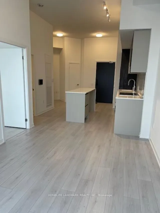 Additional image 6 of 395 Dundas St Unit 216