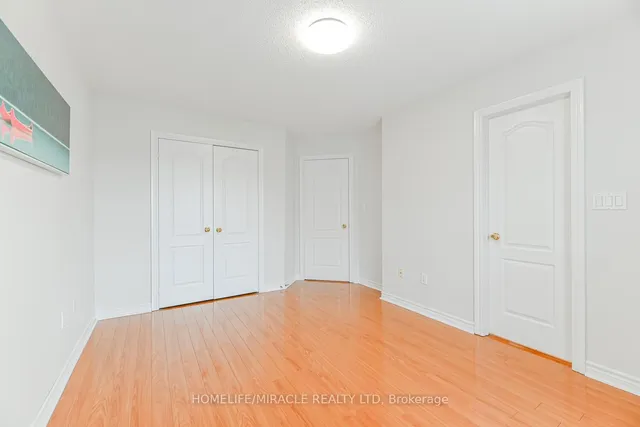 Additional image 34 of 40 Janda Crt