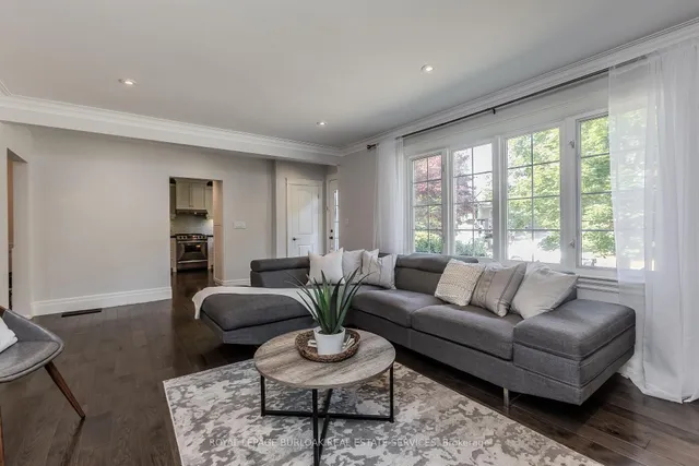 Additional image 23 of 936 Harvey Pl