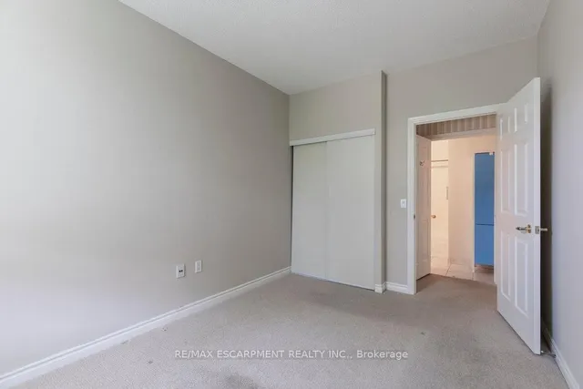 Additional image 18 of 100 Burloak Dr Unit 1101