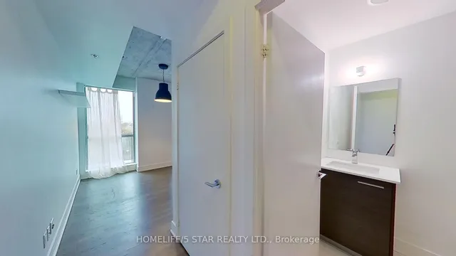 Additional image 10 of 630 QUEEN St Unit 603