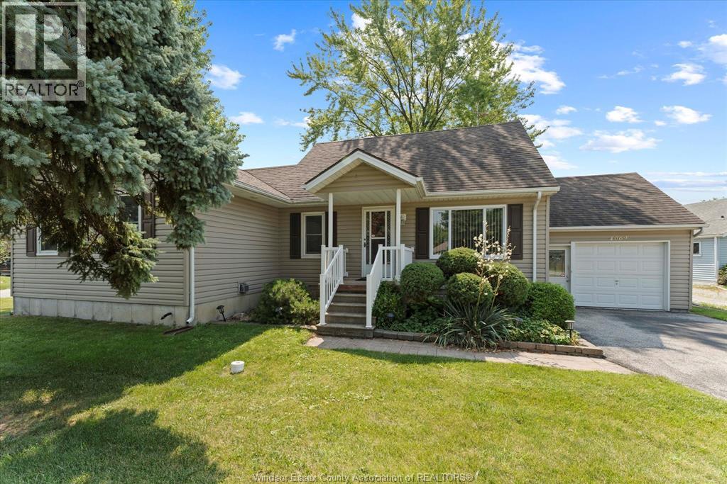 4069 GRAND MARAIS|Windsor, Ontario N8W1W9
