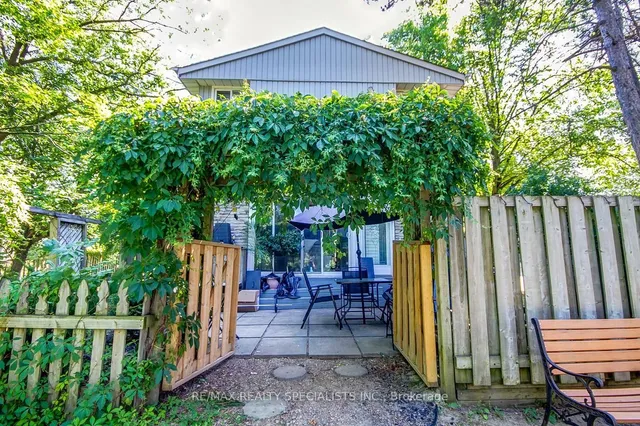 Additional image 32 of 59 Kenninghall Blvd Unit 17