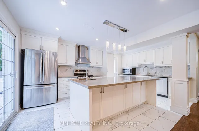 Additional image 33 of 18 Colonnade Rd