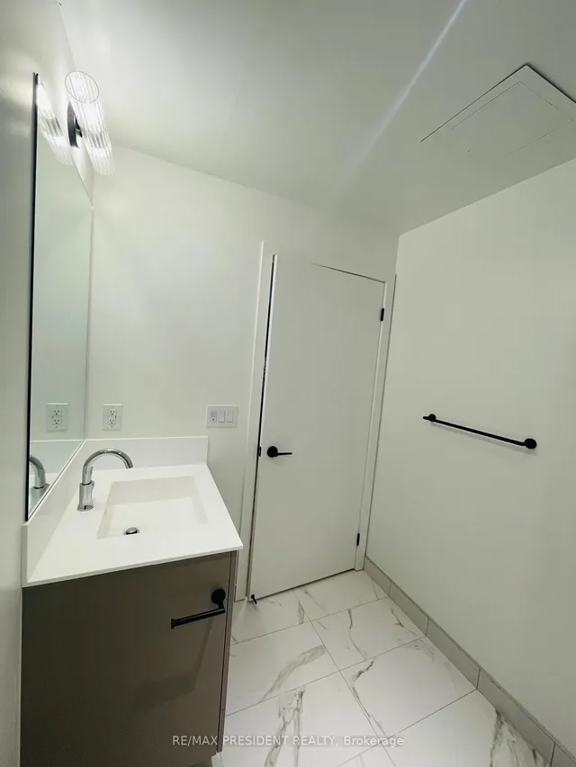 Additional image 13 of 20 Lagerfeld Dr Unit 9