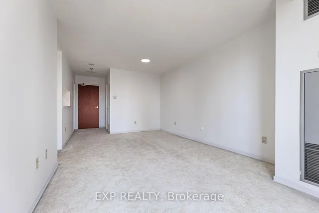 Additional image 5 of 1055 Bay St Unit 1903