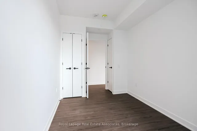 Additional image 25 of 55 Charles St Unit 2206