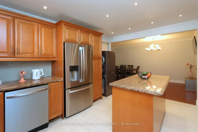 Additional image 2 of 3352 Queen Frederica Dr