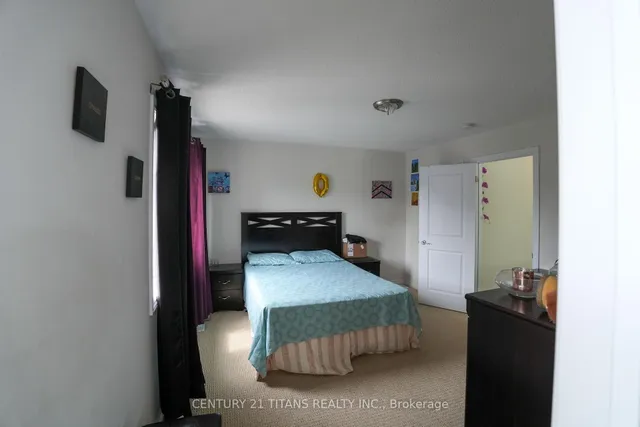 Additional image 28 of 42 Lola Cres