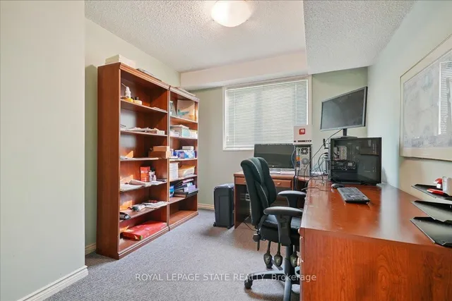 Additional image 33 of 16 Stella Crt