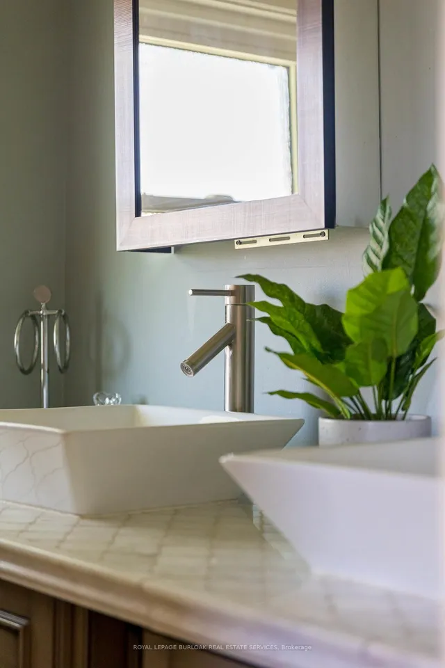 Additional image 20 of 116 1st St