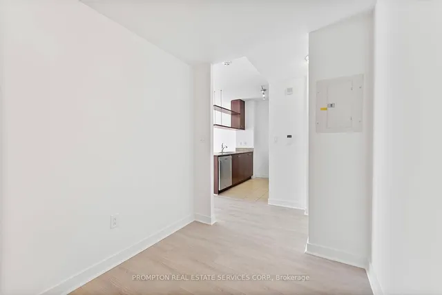 Additional image 25 of 10 Navy Wharf Crt Unit 1101