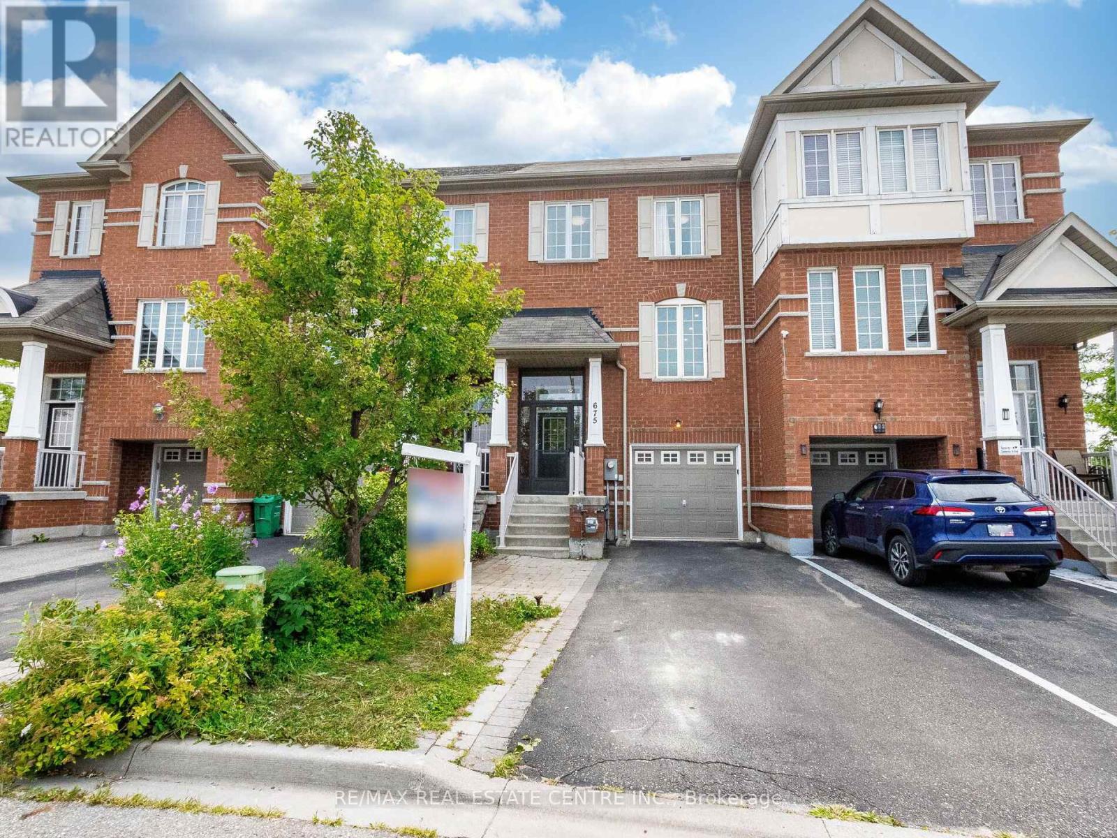 675 COURTNEY VALLEY ROAD|Mississauga (East Credit), Ontario L5V0C4