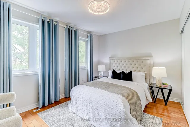 Additional image 17 of 83 Mondeo Dr Unit 290