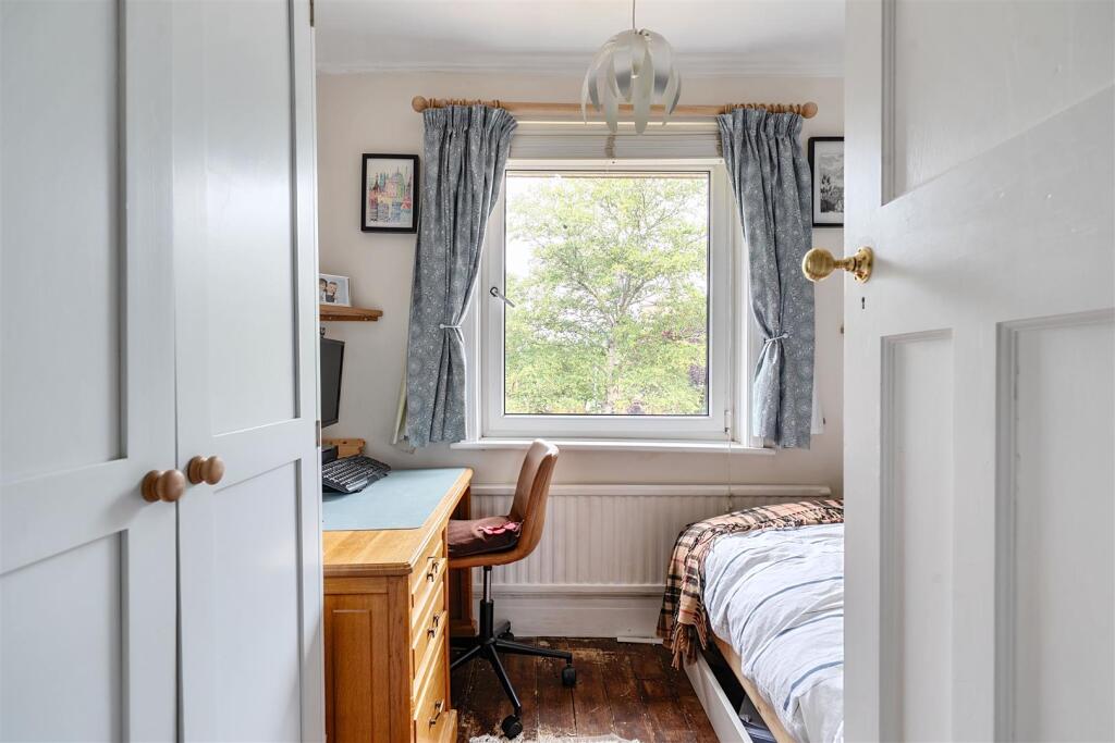 Additional image 11 of Clarendon Avenue, Trowbridge