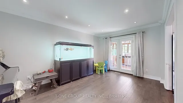 Additional image 16 of 224 Kingsbridge Garden Circ