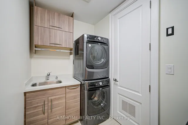 Additional image 46 of 16 Winlock Park