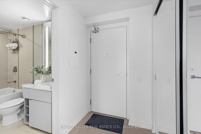 Additional image 20 of 101 Peter St Unit 2810