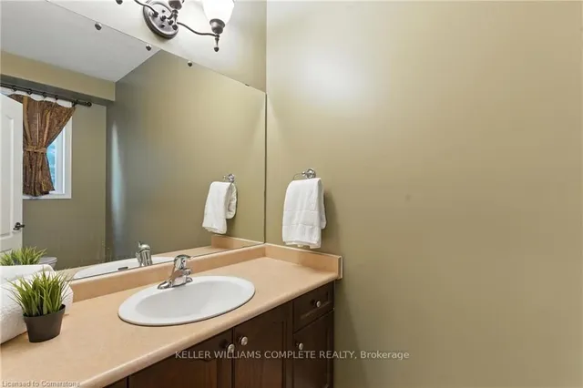 Additional image 15 of 114 ARMOUR Cres