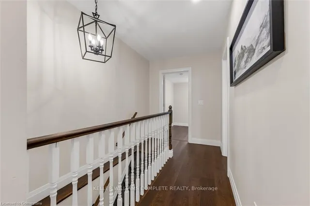 Additional image 32 of 92 Kensington Ave