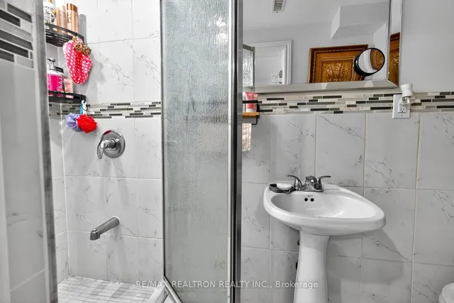 Additional image 38 of 7258 Vernor Dr