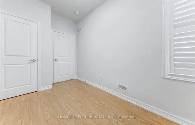 Additional image 27 of 44 Haymarket Dr