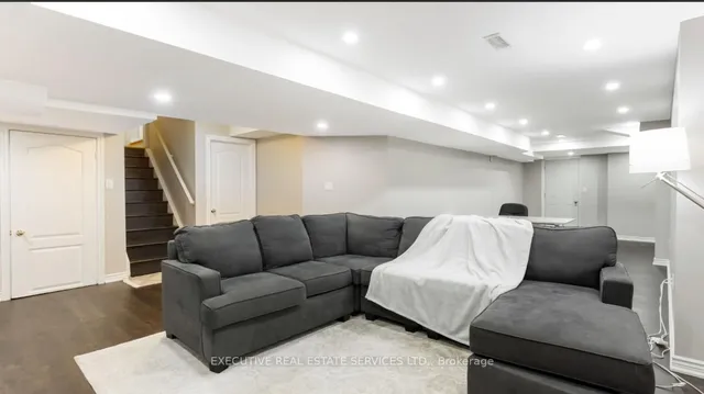 Additional image 37 of 28 Merrybrook Tr