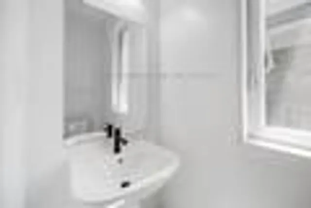 Additional image 8 of 5 Lilestone Dr