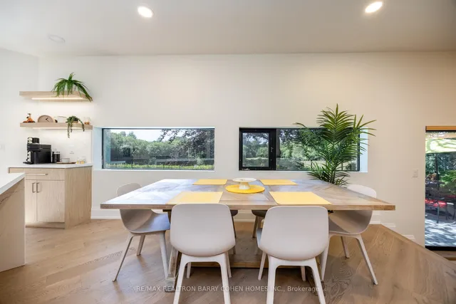 Additional image 23 of 10 Penwood Cres