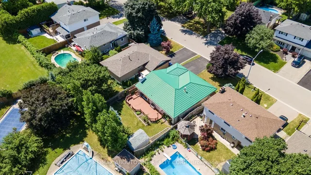 Additional image 32 of 15 Lockton Cres