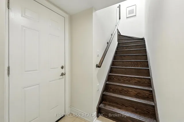 Additional image 33 of 23 Slingsby Lane